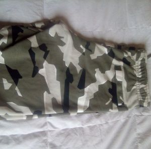 Nikie shorts